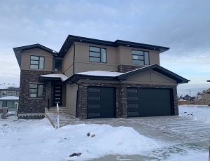 gallery-exterior-winter-BIkYT2Er